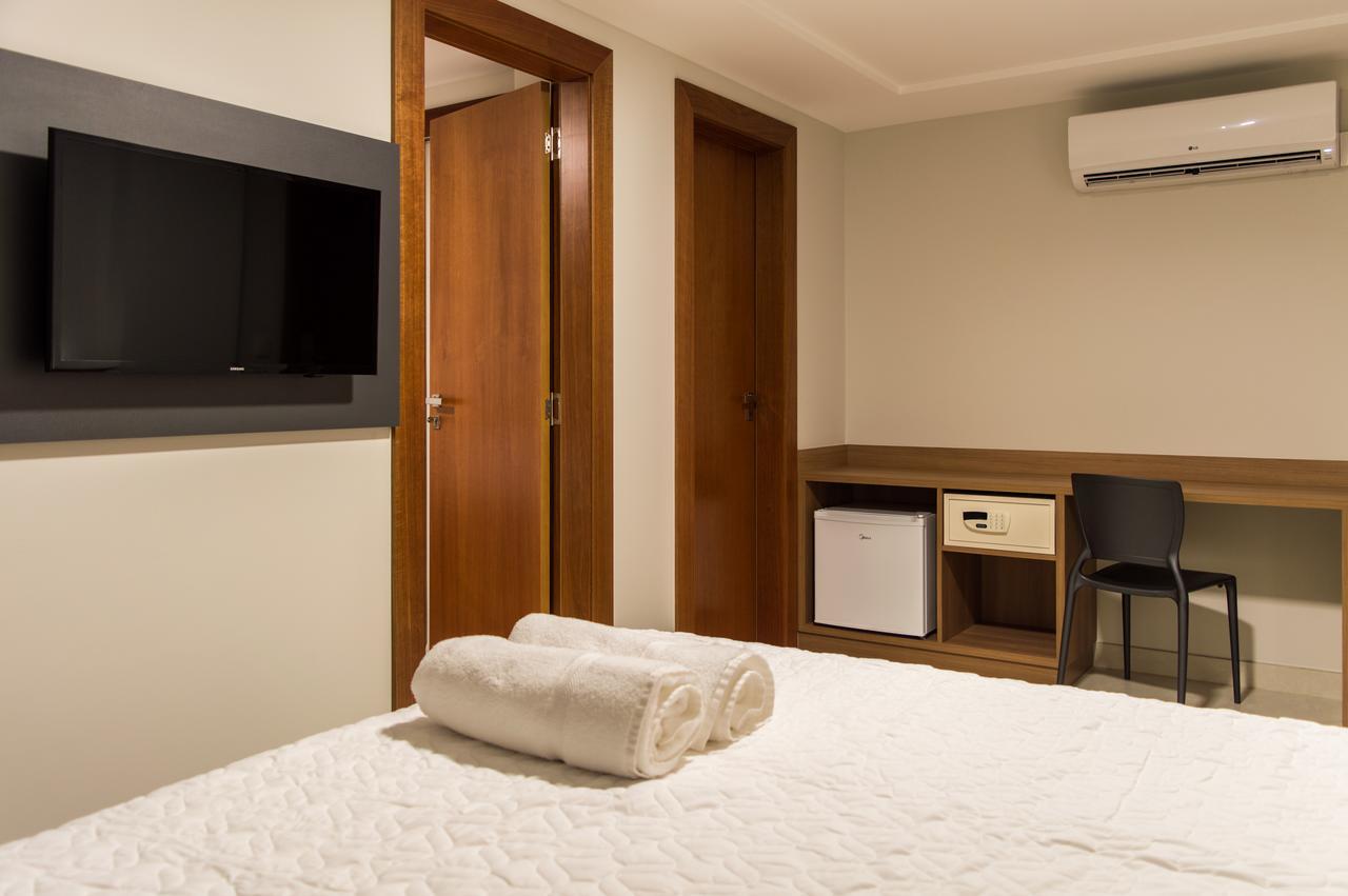Bravo Hotel João Neiva Eksteriør billede